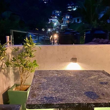 Grand Resort Kandy Exterior foto